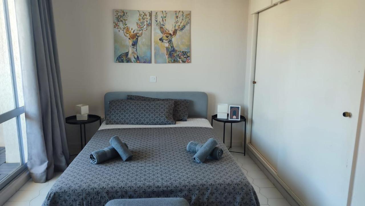 Homeforguest Beautiful With Sea Views In Benal Beach, Appartement